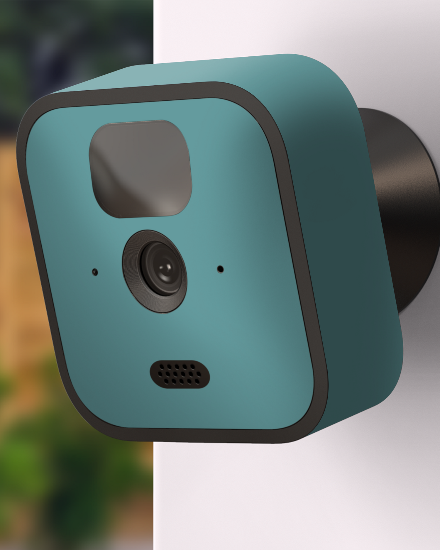 TURQUOISE Camera Skin Blink Outdoor (2020) attached to exterior wall
